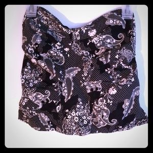 Very sexy strapless and ruffled crop top